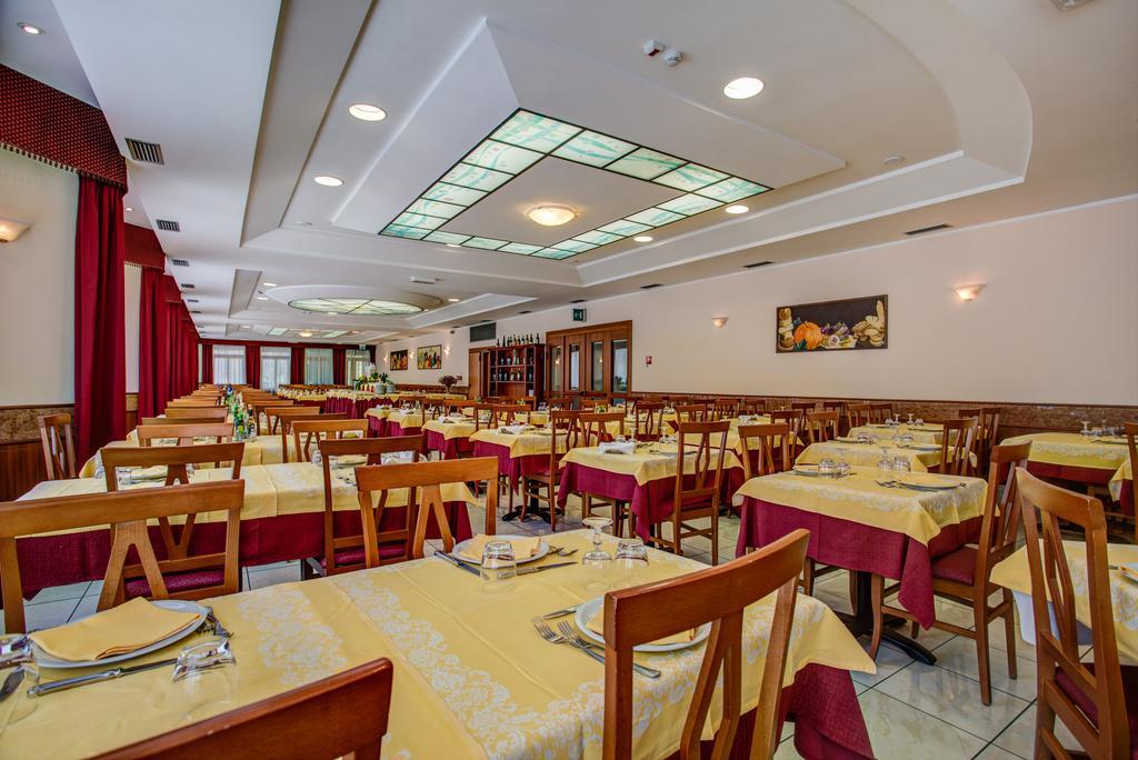 Hotel San Giorgio Milano Marittima Exterior photo