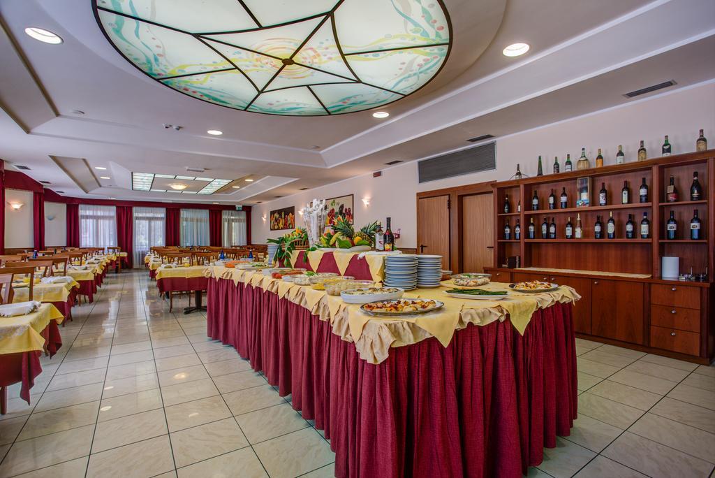 Hotel San Giorgio Milano Marittima Exterior photo