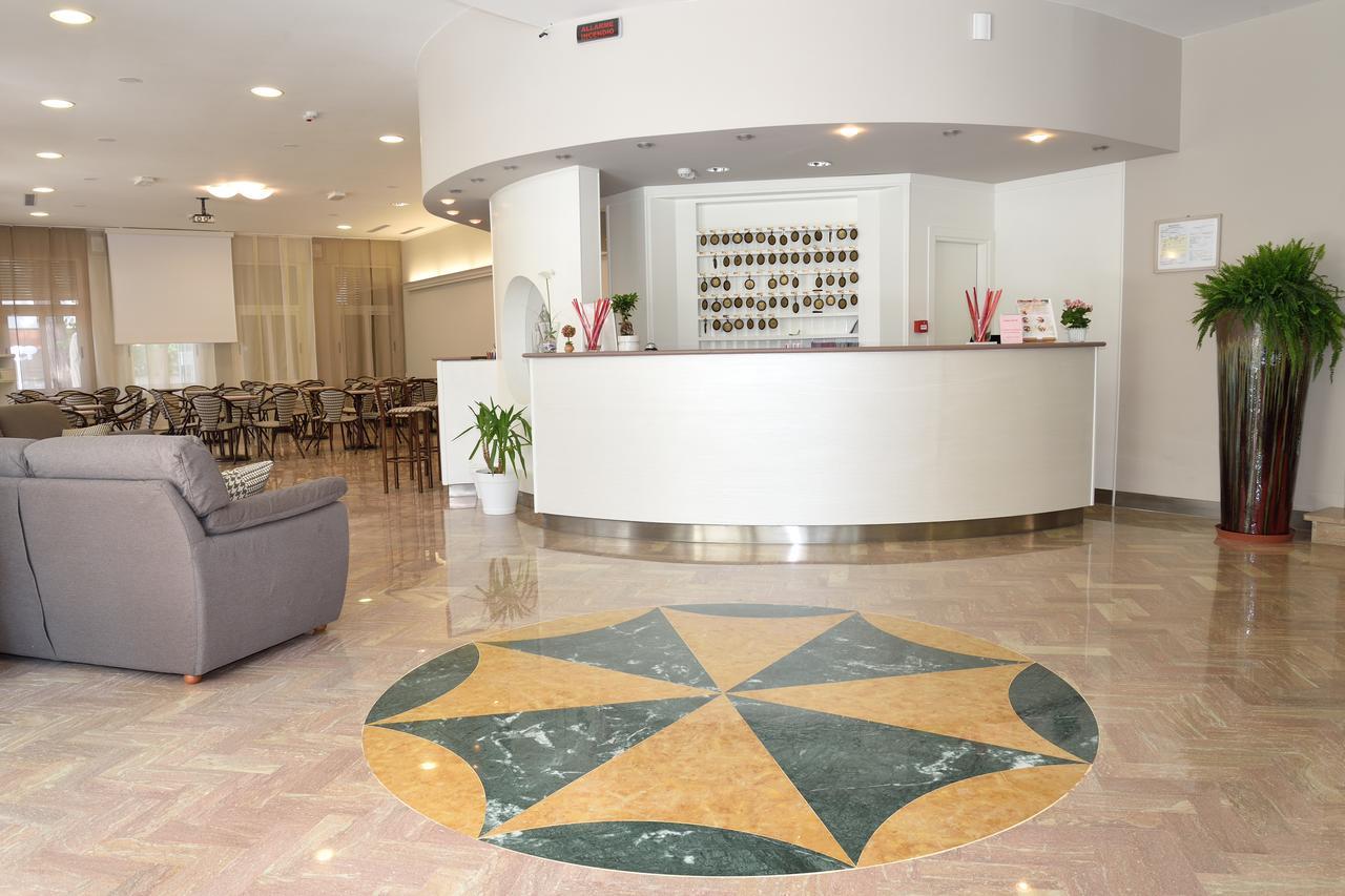 Hotel San Giorgio Milano Marittima Exterior photo